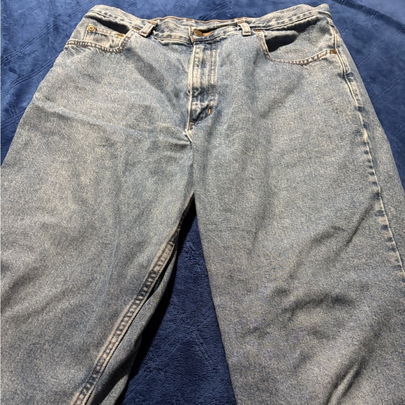 Eddie Bauer Relaxed Fit Light Blue Jeans - Picture 1 of 10